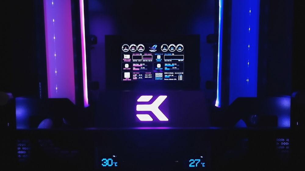 Custom screen running system info