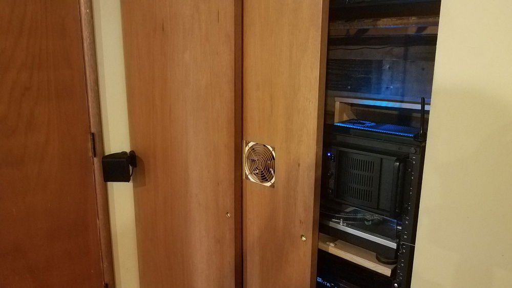Under Construction: Fans in the closet door will push cool air from the room's AC into Susan's intakes during the Summer. Surprisingly the door is heavy enough not to vibrate at normal volume levels. Adding fans to the door so they can swap positions.