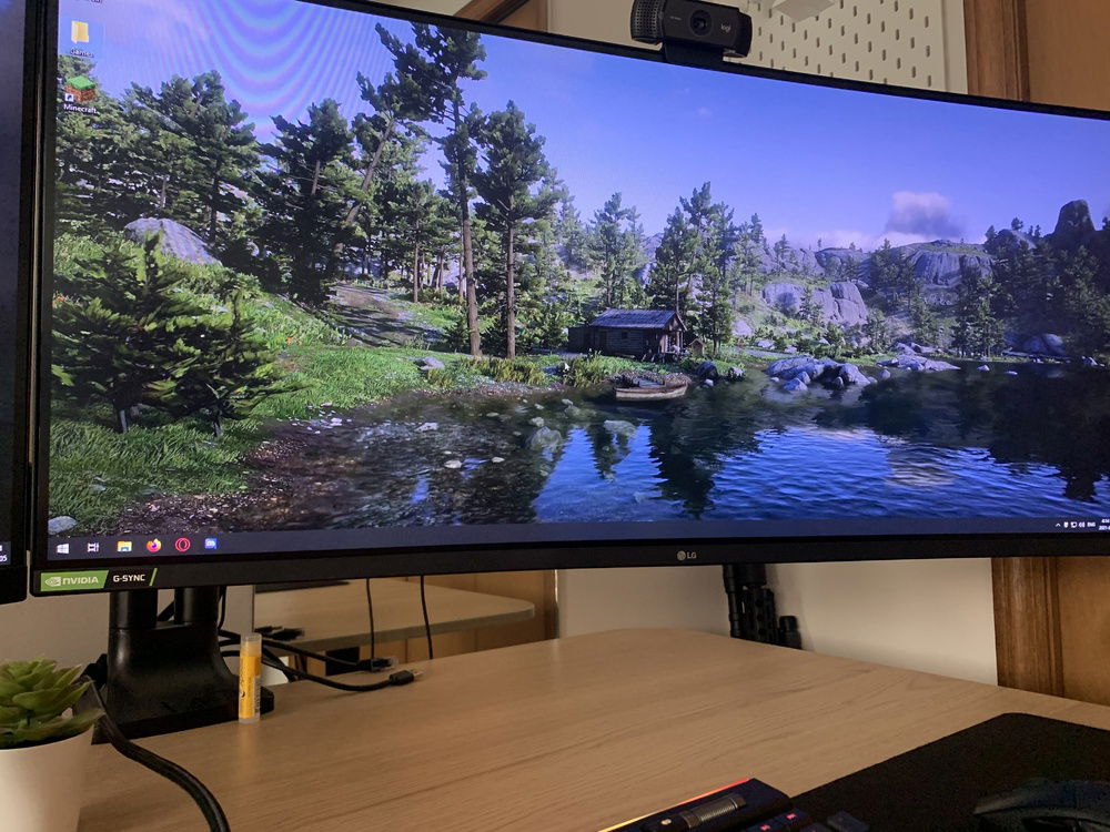 Primary 34" Ultrawide