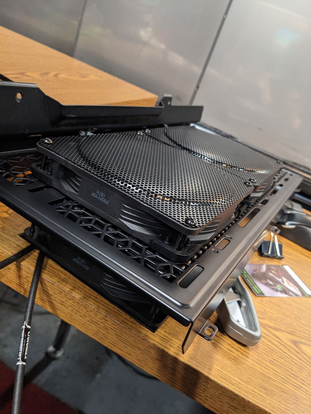 Push/pull on bottom rad.