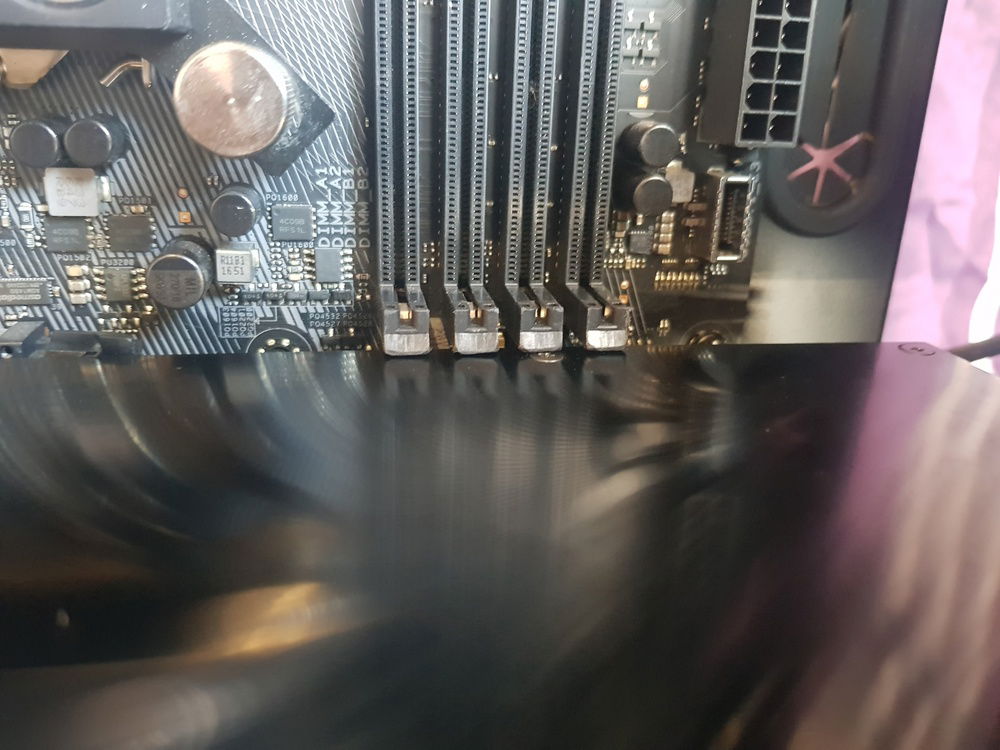 Even after being filed down there wasn't much clearance