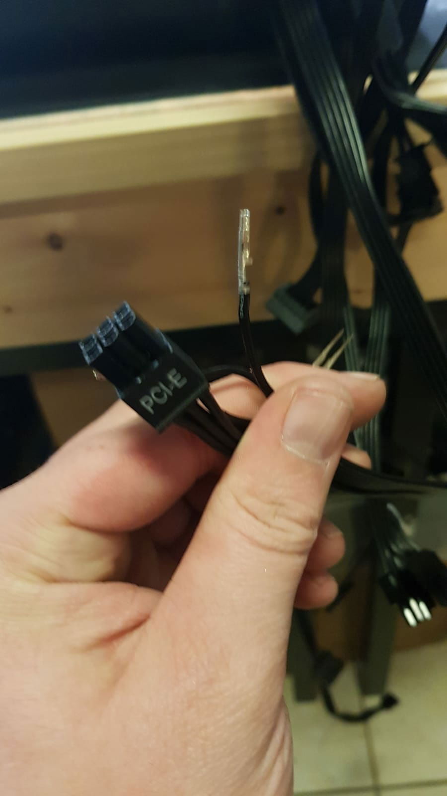 Cutting of the Pigtails off the 8-Pin PCIE