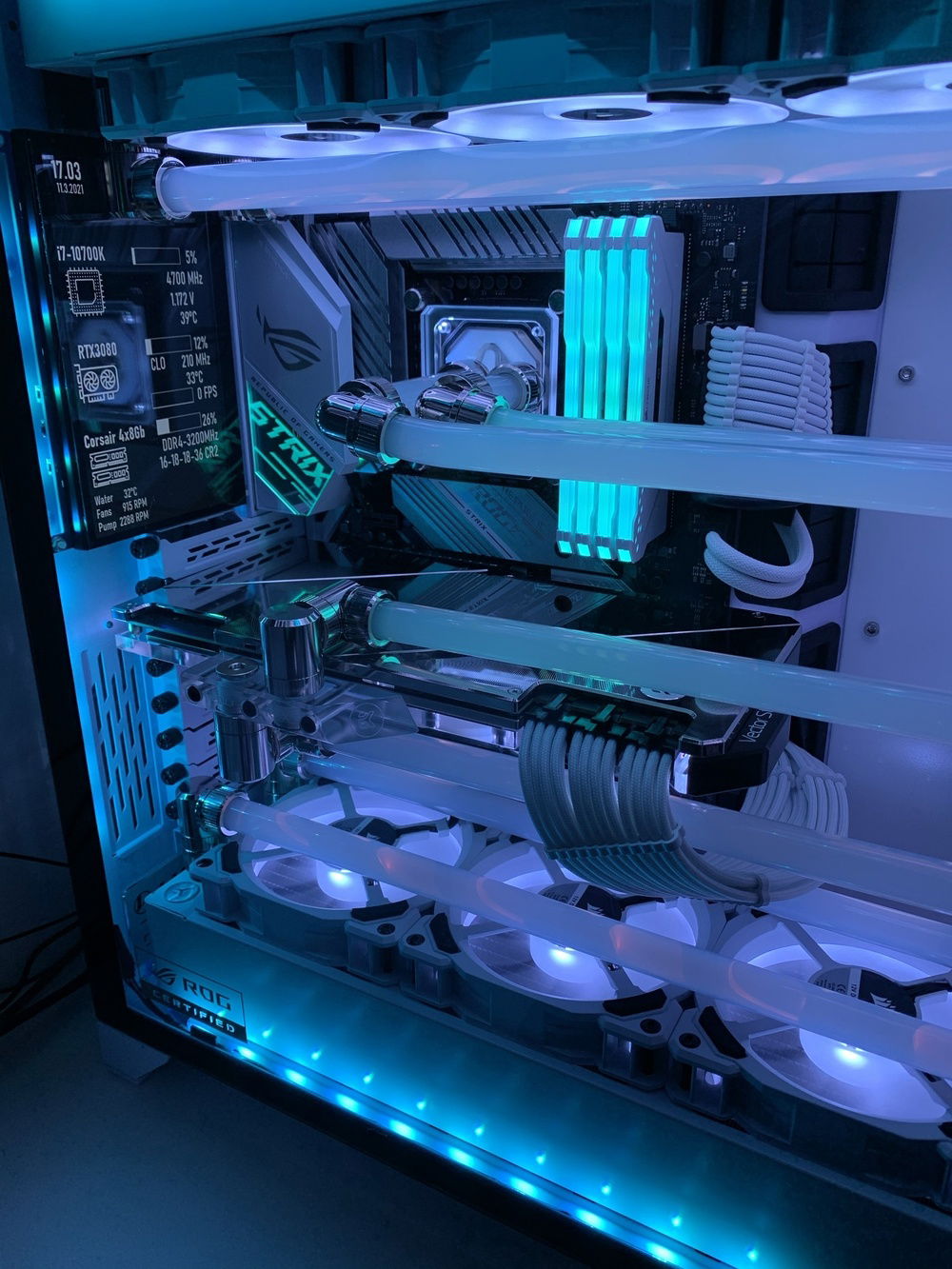 O11 Dynamic XL White » builds.gg