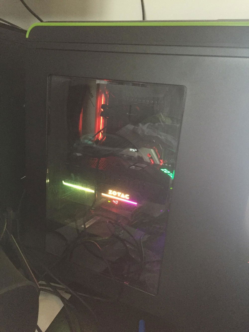 Picture from the Side window (Without Flash on)