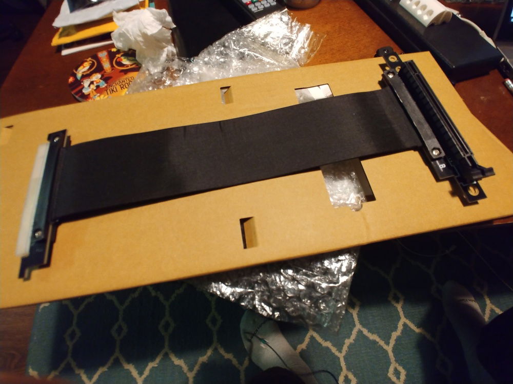 Low profile right angle pcie riser from Li-Heat