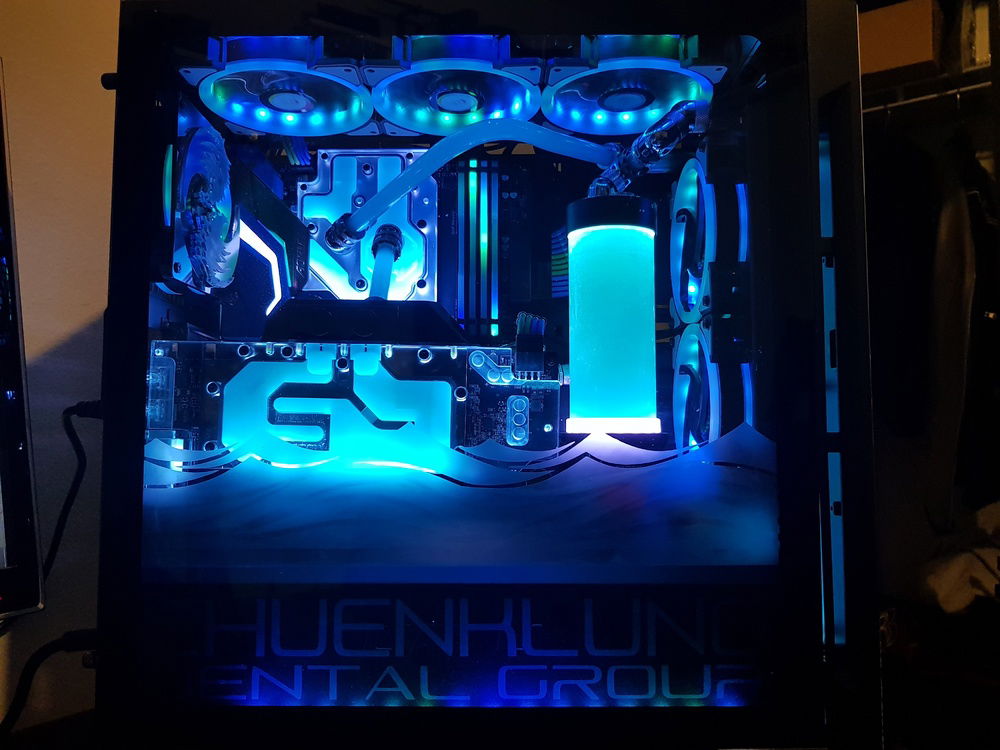 Etched glass to give more "Ocean" vibe