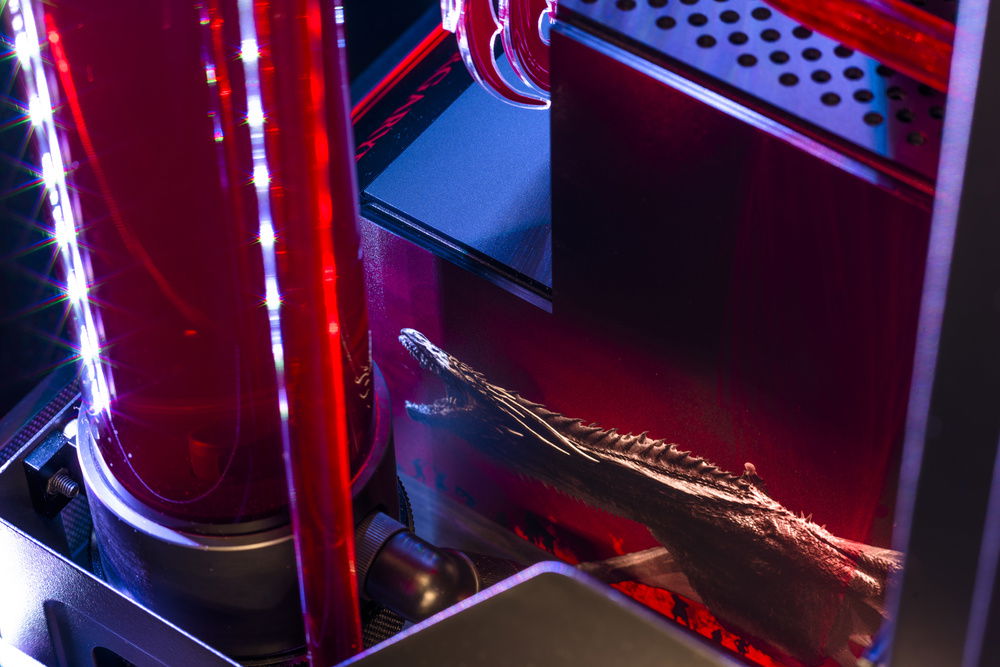 drogon and daenerys on the right side of the case