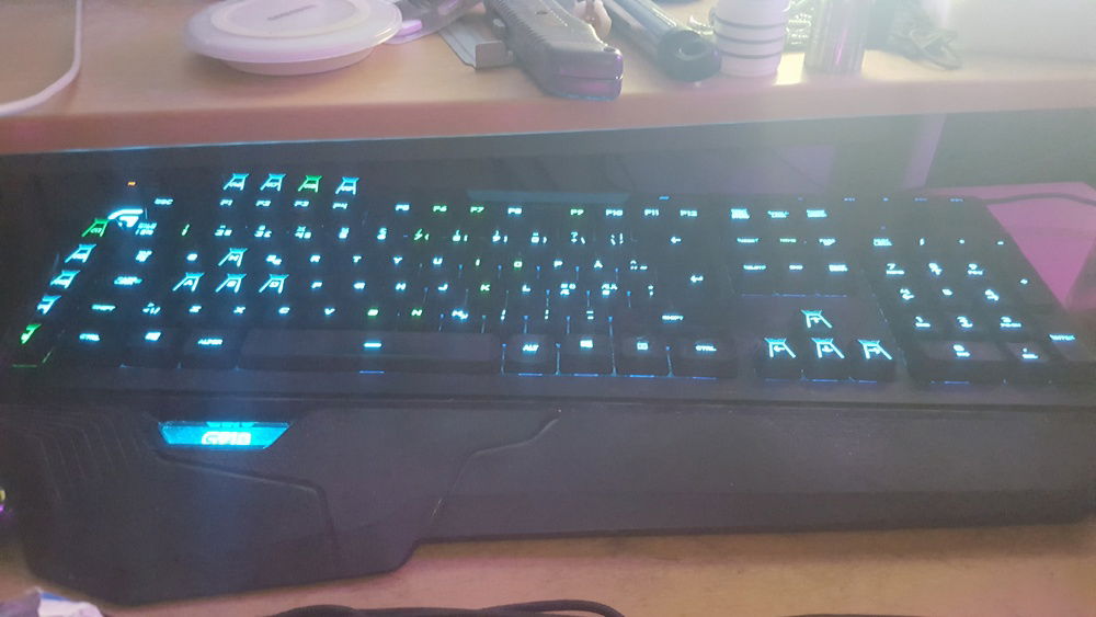 22 keys missing some colors