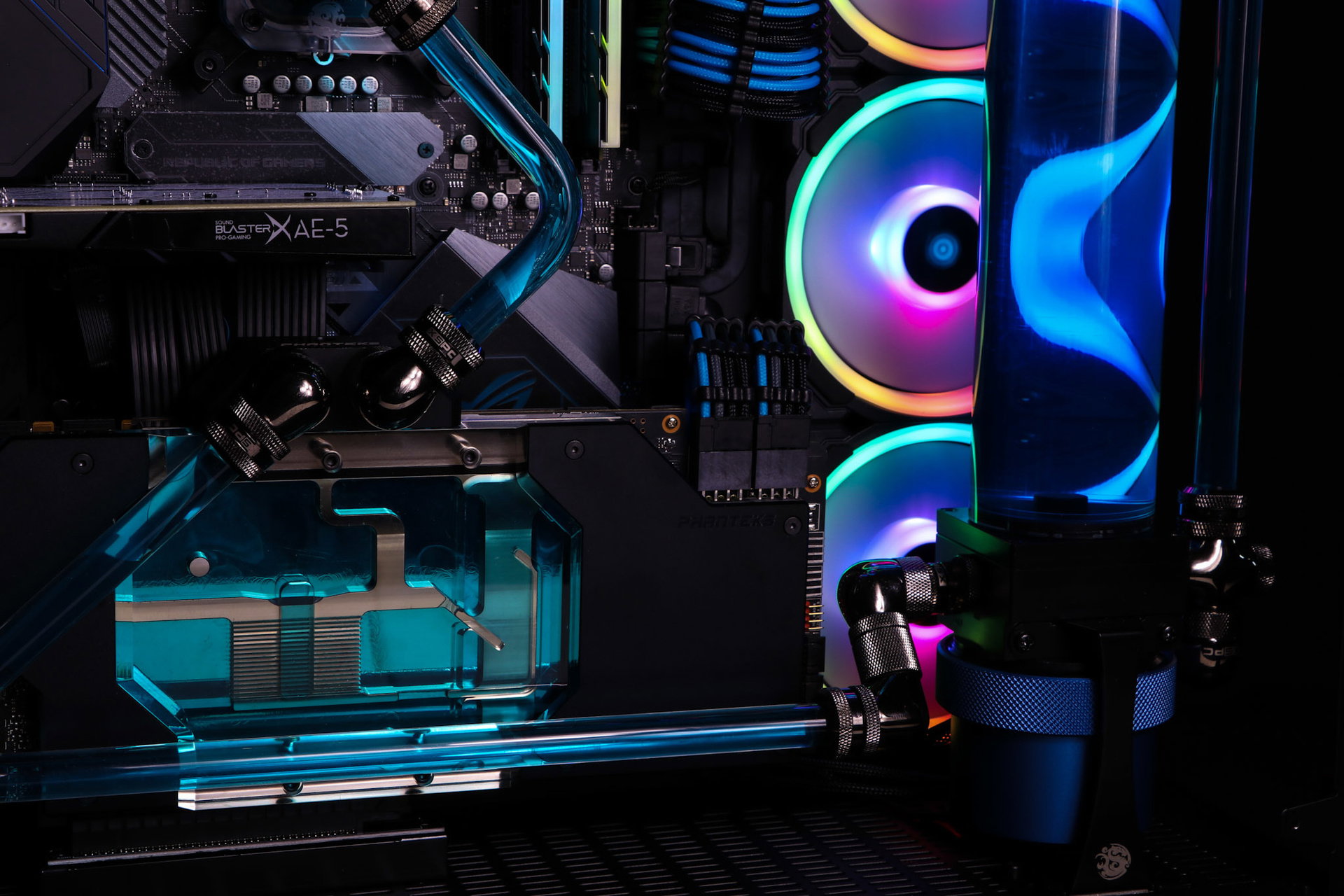 Wife's facebook machine » builds.gg