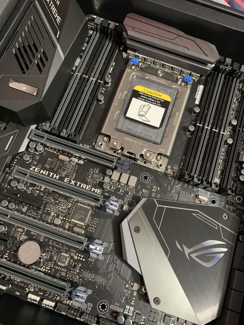Motherboard ASUS ROG Zenith Extreme x399