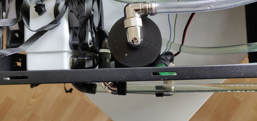 There are two different runs outside the bottom of the case to save space inside.