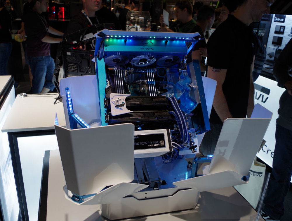 Pre Final Version of our build. Displayed at the KLEVV Booth @ Gamescom