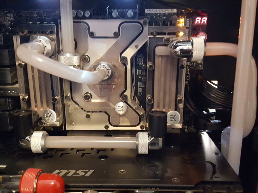 An experiment using thermochromic pigment in distilled water.
The ending of the stress test.