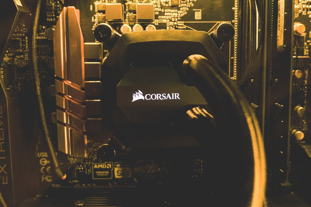Corsair H100i v2 AIO