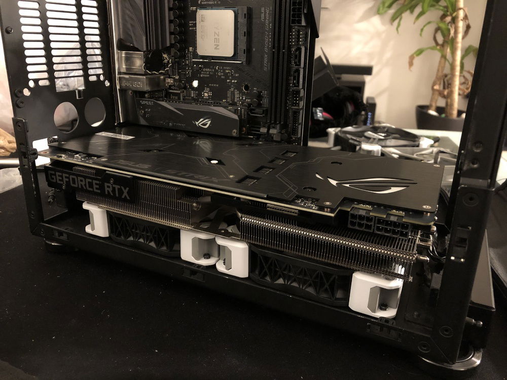 In-progress 4: graphics card shroud removed. Motherboard, GPU and fans installed