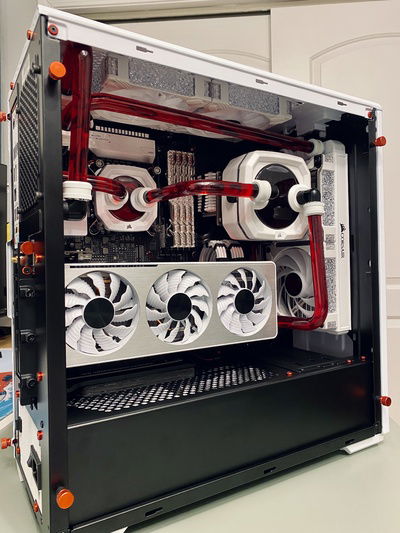 RED gaming pc » builds.gg