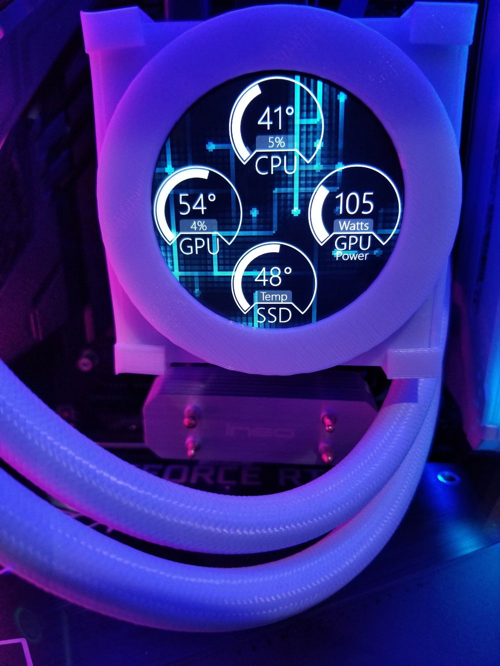 The heatsink can be seen under the custom AIO screen.
