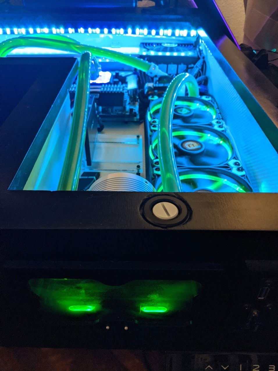 The faces of the reservoirs stick out only about 1-2mm from the body, so there was zero wiggle-room for error.  This was by far the most stressful part of the build.