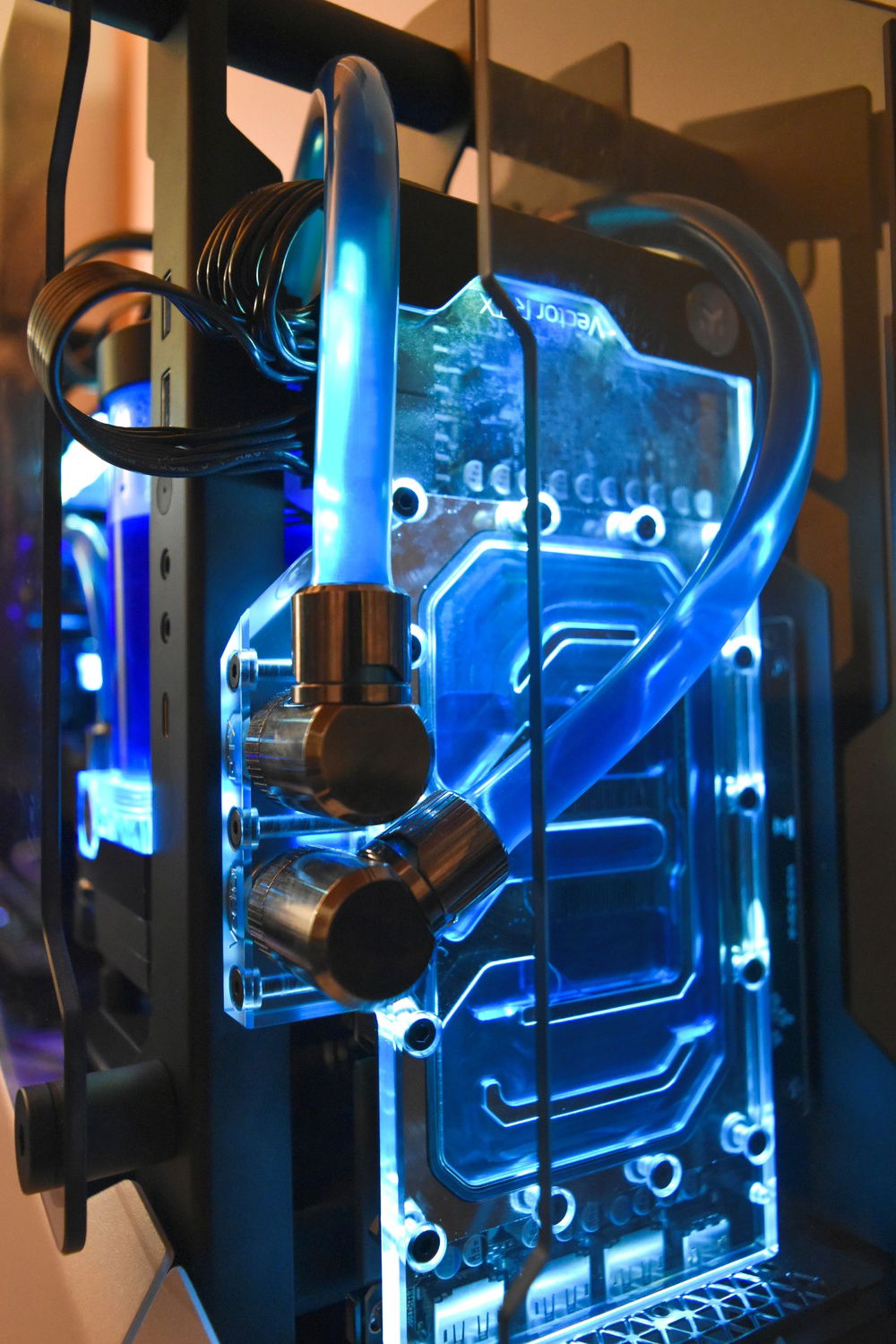 Front, GPU waterblock close-up