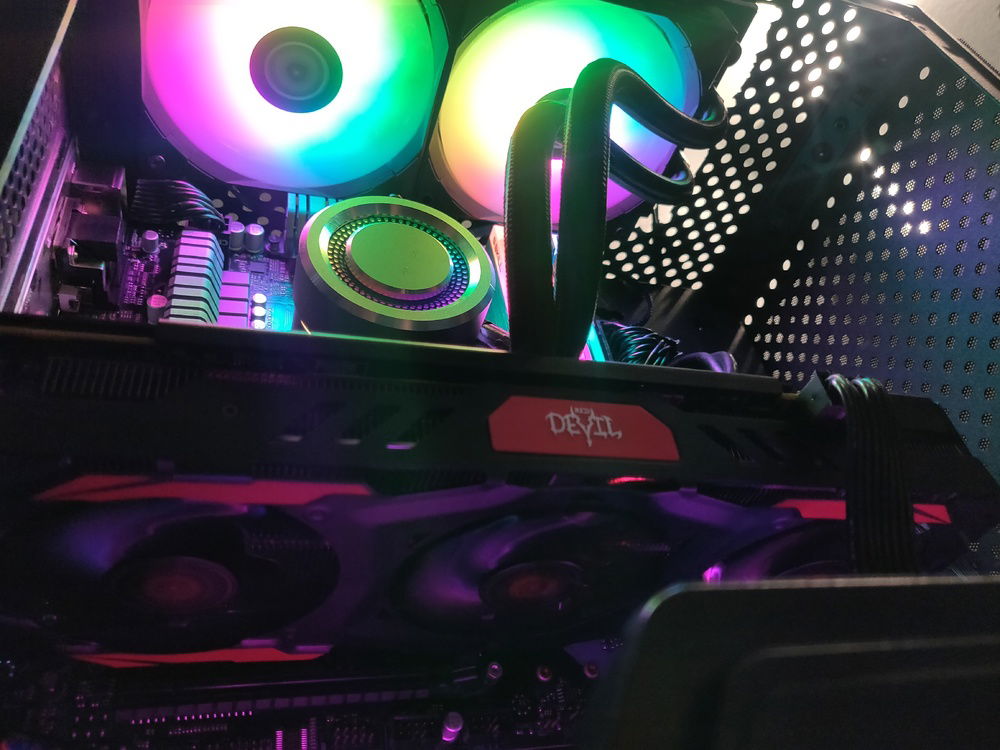 Here is the old beast rx570 4g