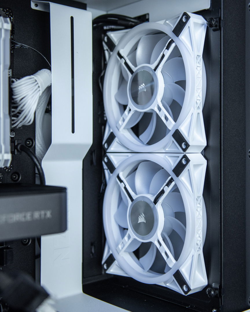 System off. Fans and GPU