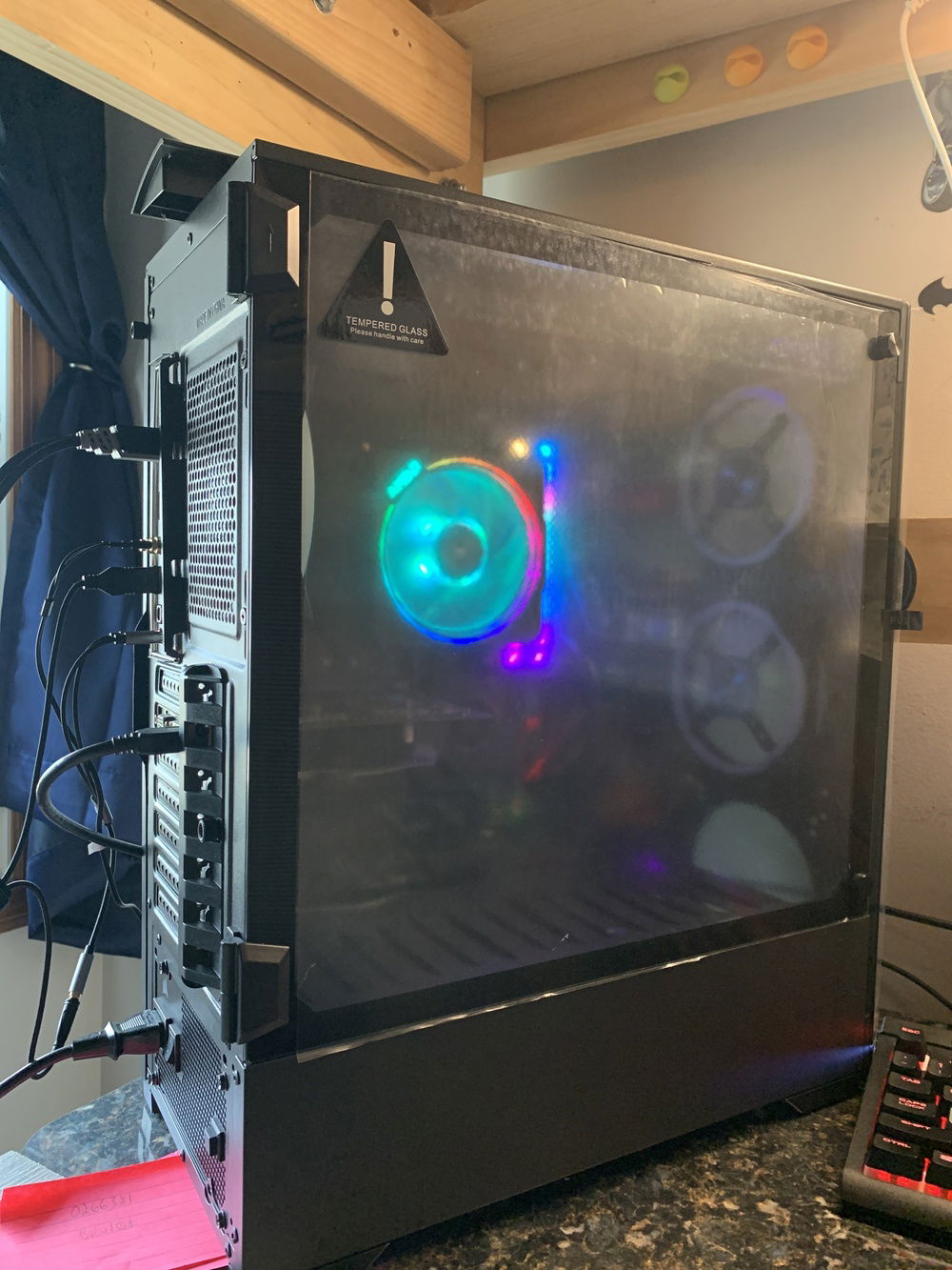 Side-ish view of the build ignore the cable mess on the side :\