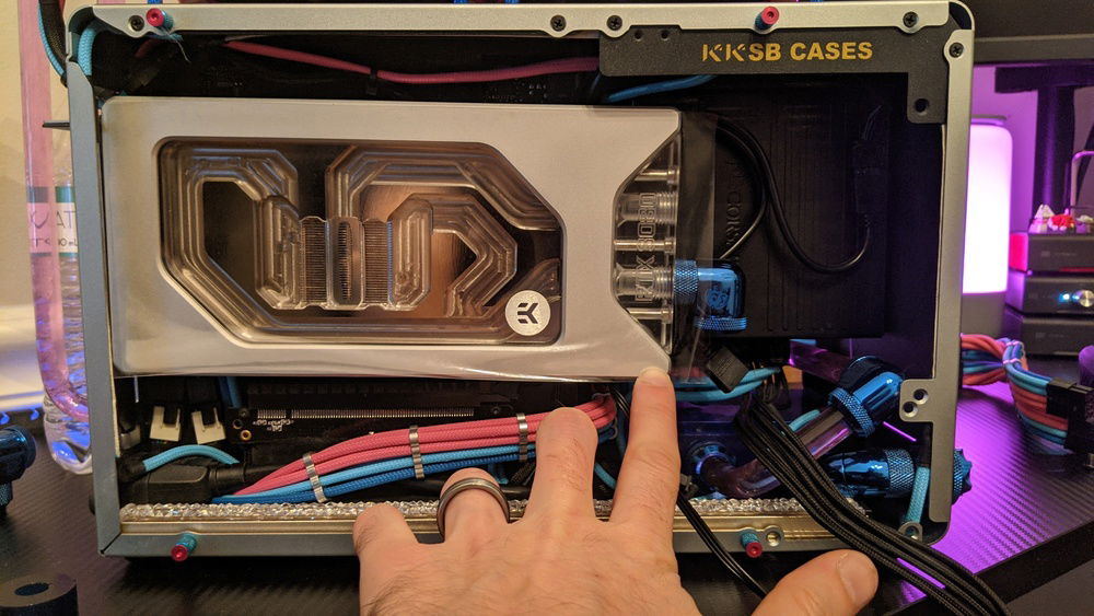 Test fitting the EKWB FE block, still no card..7 months later :(