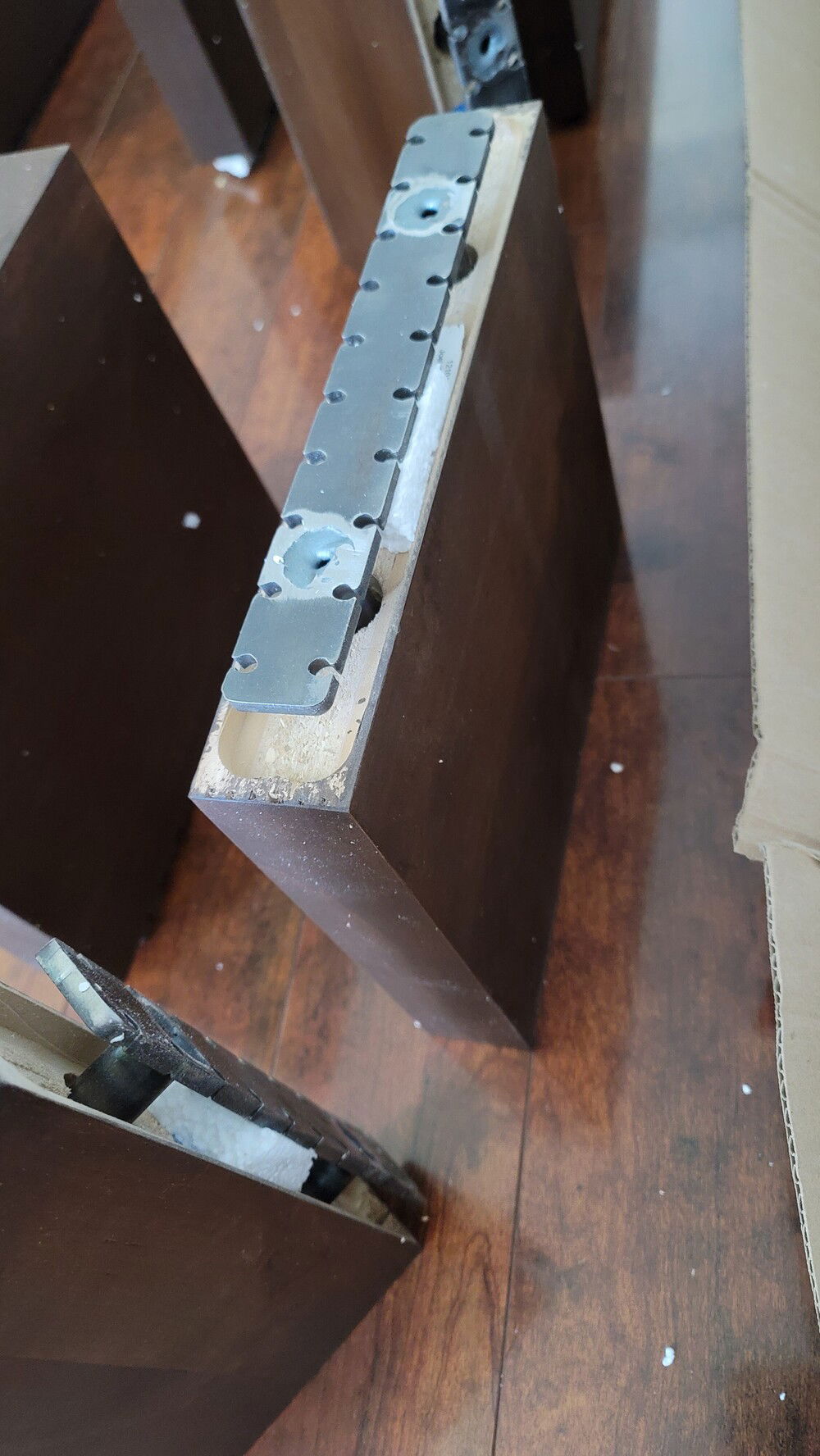 A closer look at the mounting design.