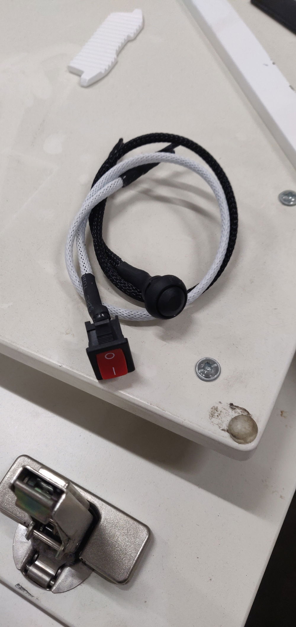 Power button for graphics power and powerbutton