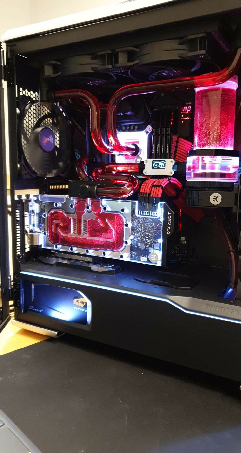 Just filled up, with white light