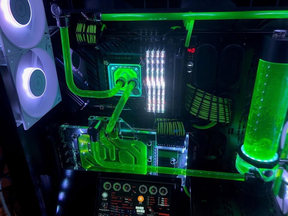 Vertical mounted 3090 strix