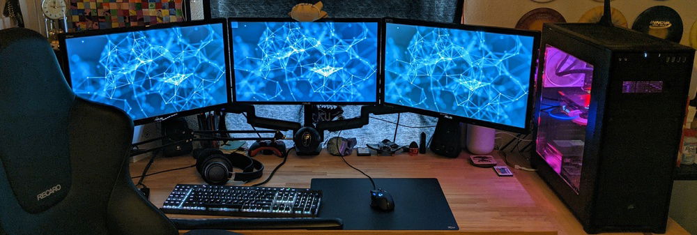 Wide shot 1 of my setup. (Taken 3/11/21)