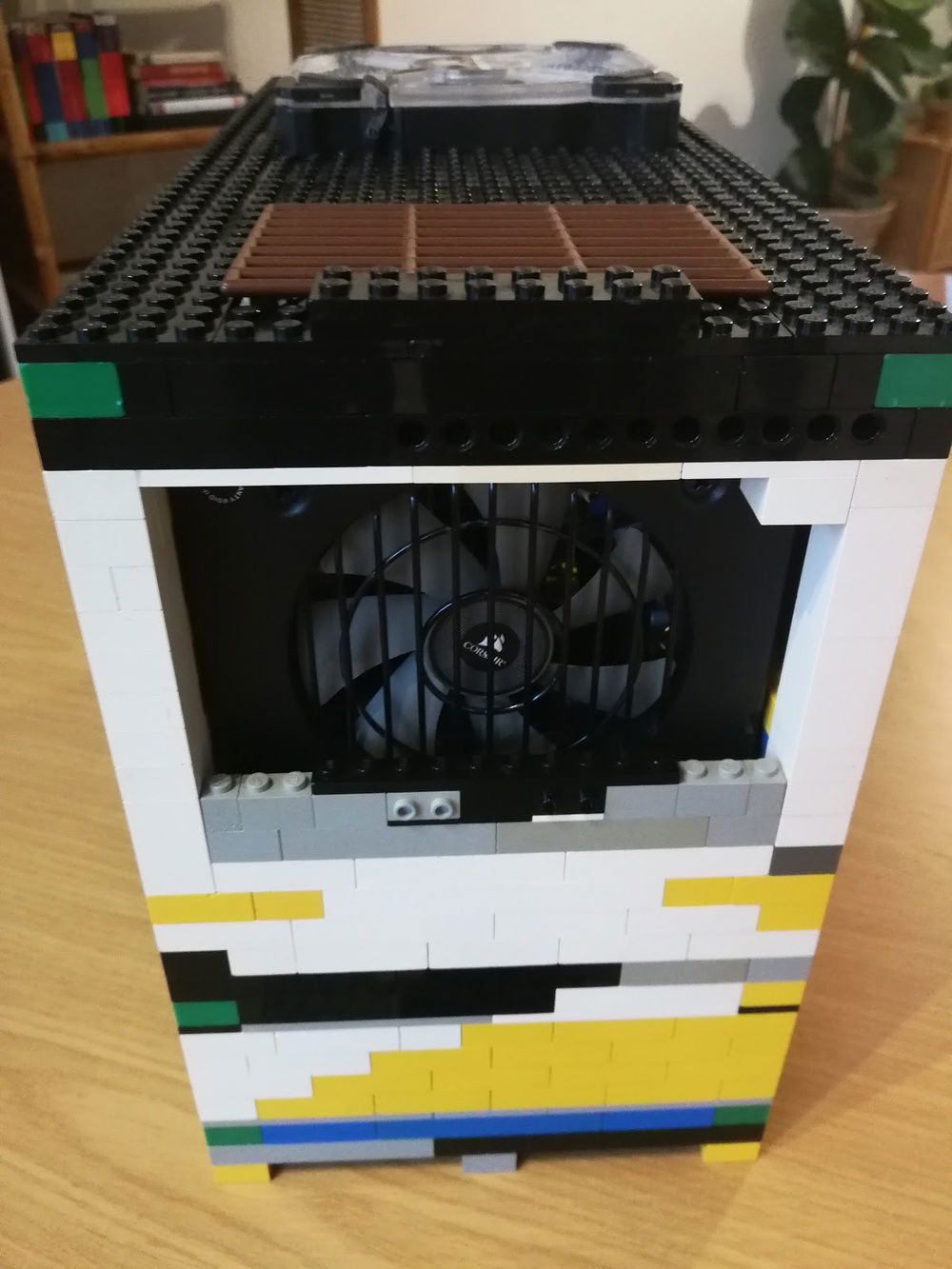 Perfect fit for the SF600.