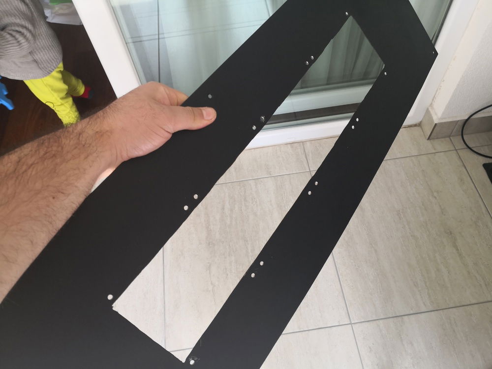 Drill fan mounting hole