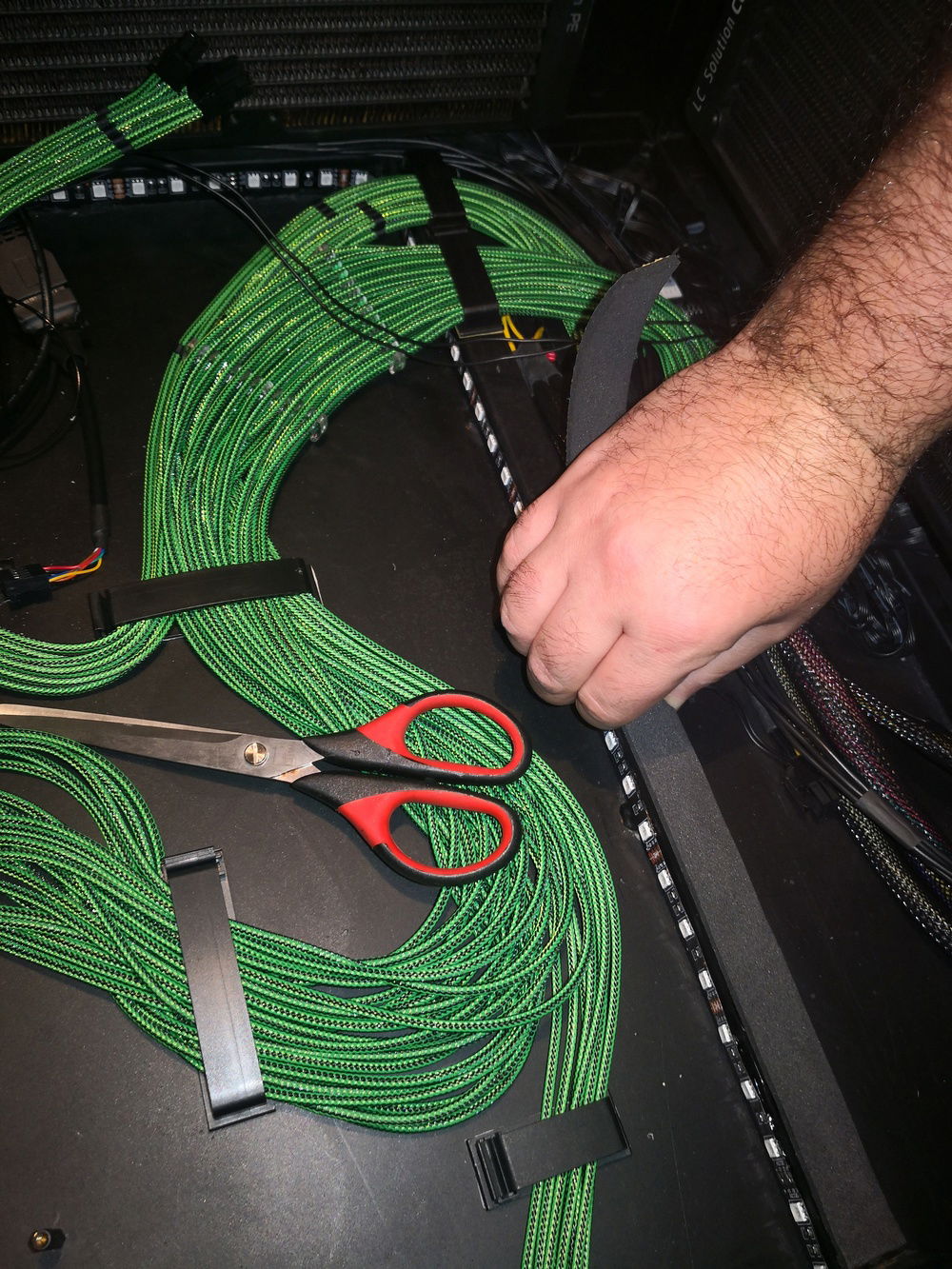 Black base RGB strip led and sponge tape For anti vibration