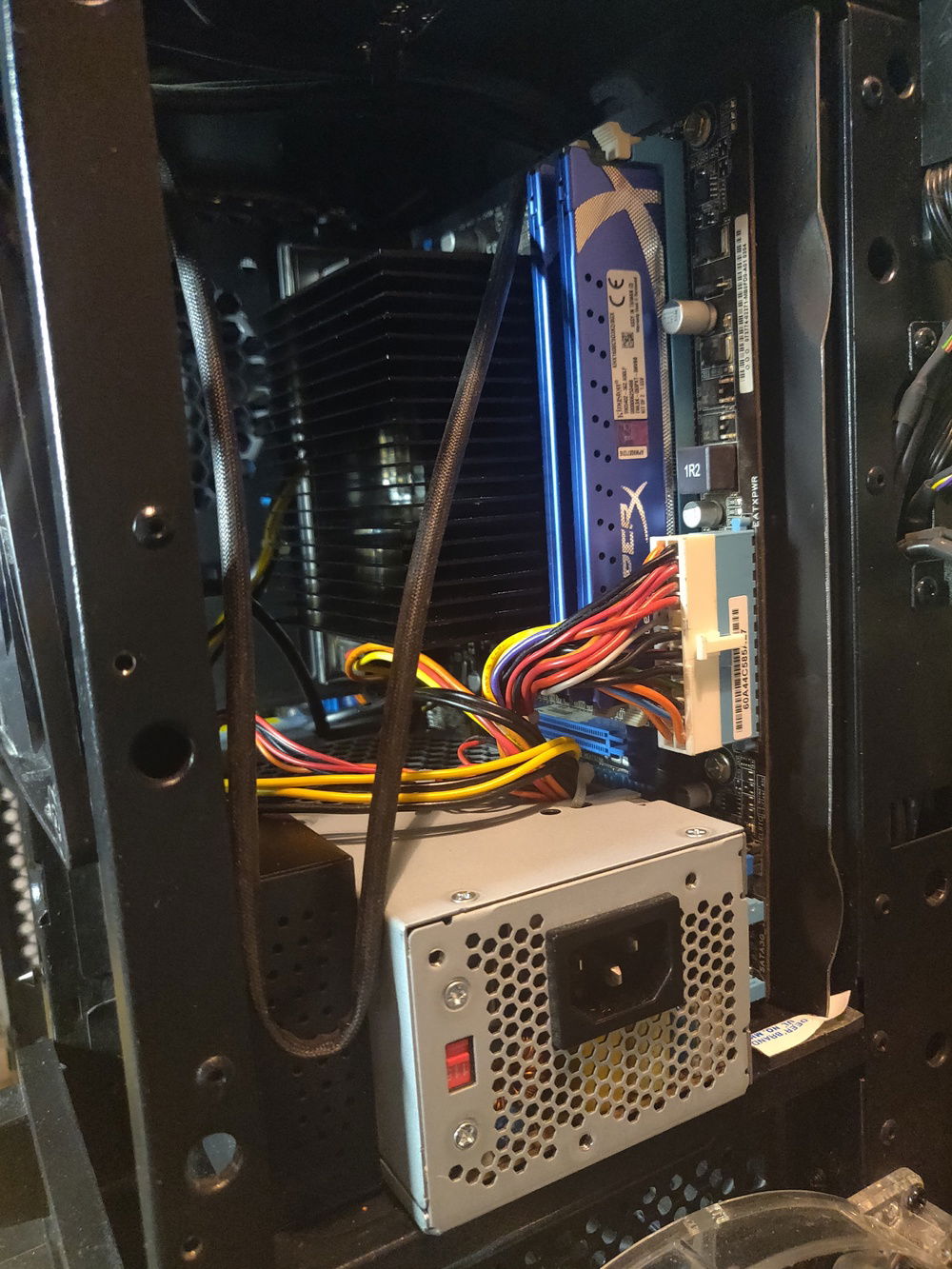 Picture of ToeJam with the front of the case off.