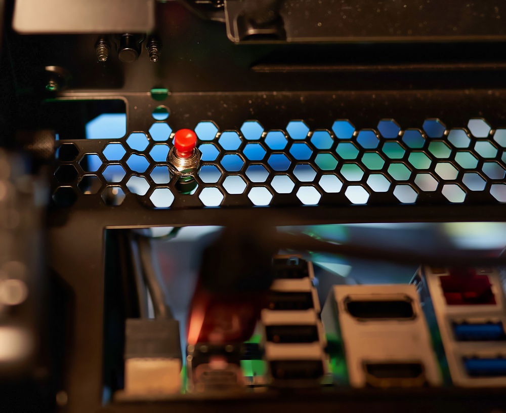 Panic button (Reset)