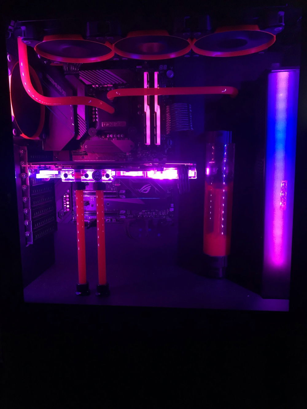 this is what the pc looked like before the renovation