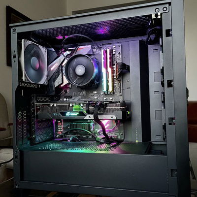 My wife's pc » builds.gg