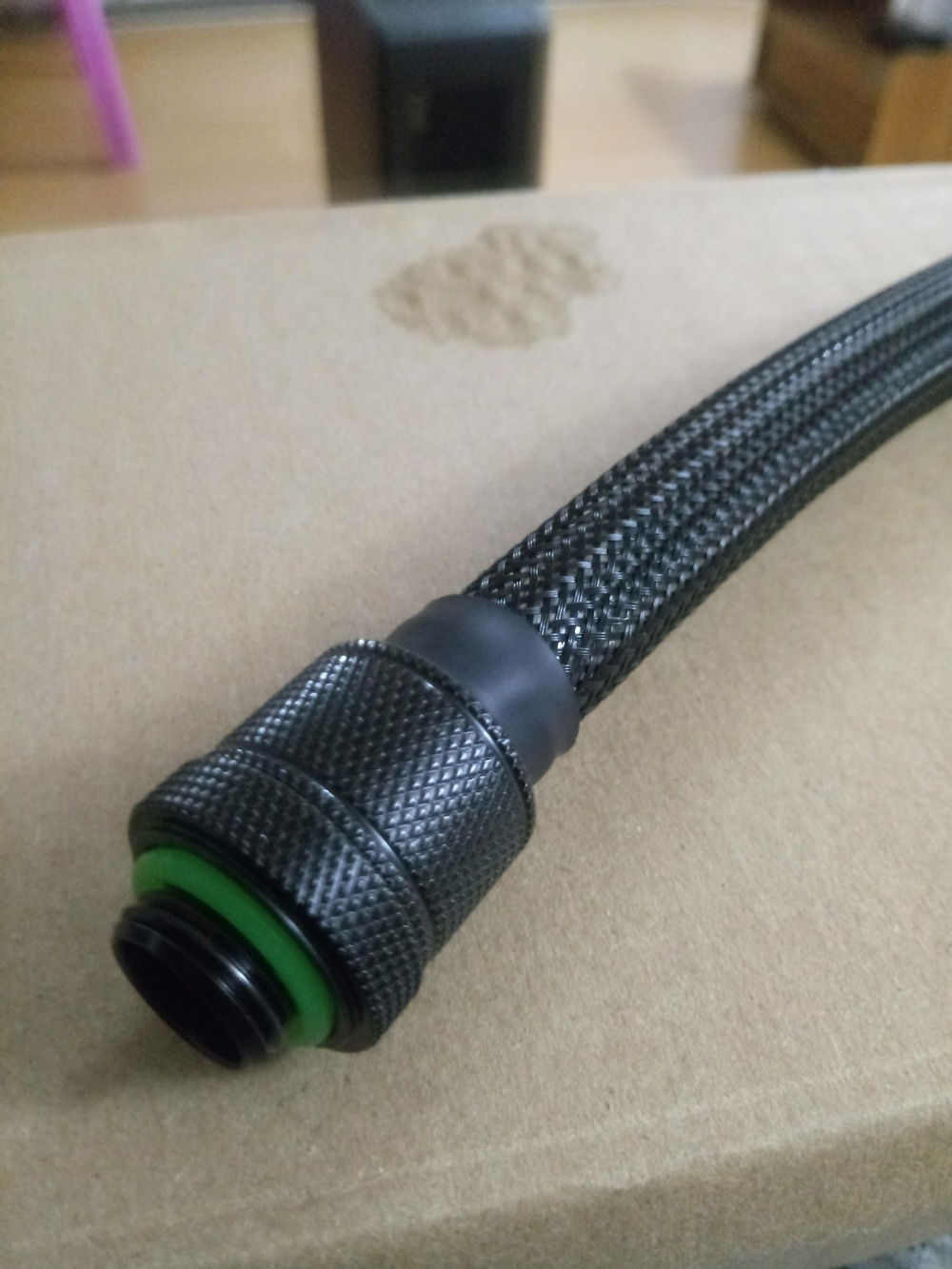 My new tubing concept;

Braided flex tubes!

Works great and look awesome!