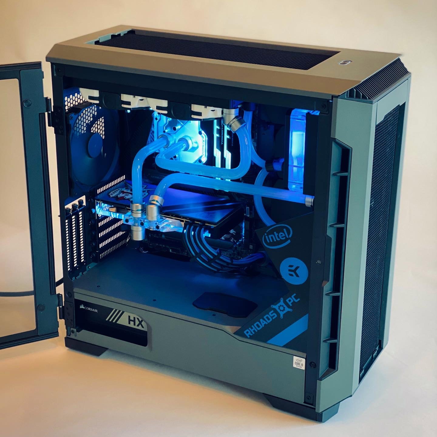Gaming Computer Builds Blue Blue on Black 🎸 » builds.gg