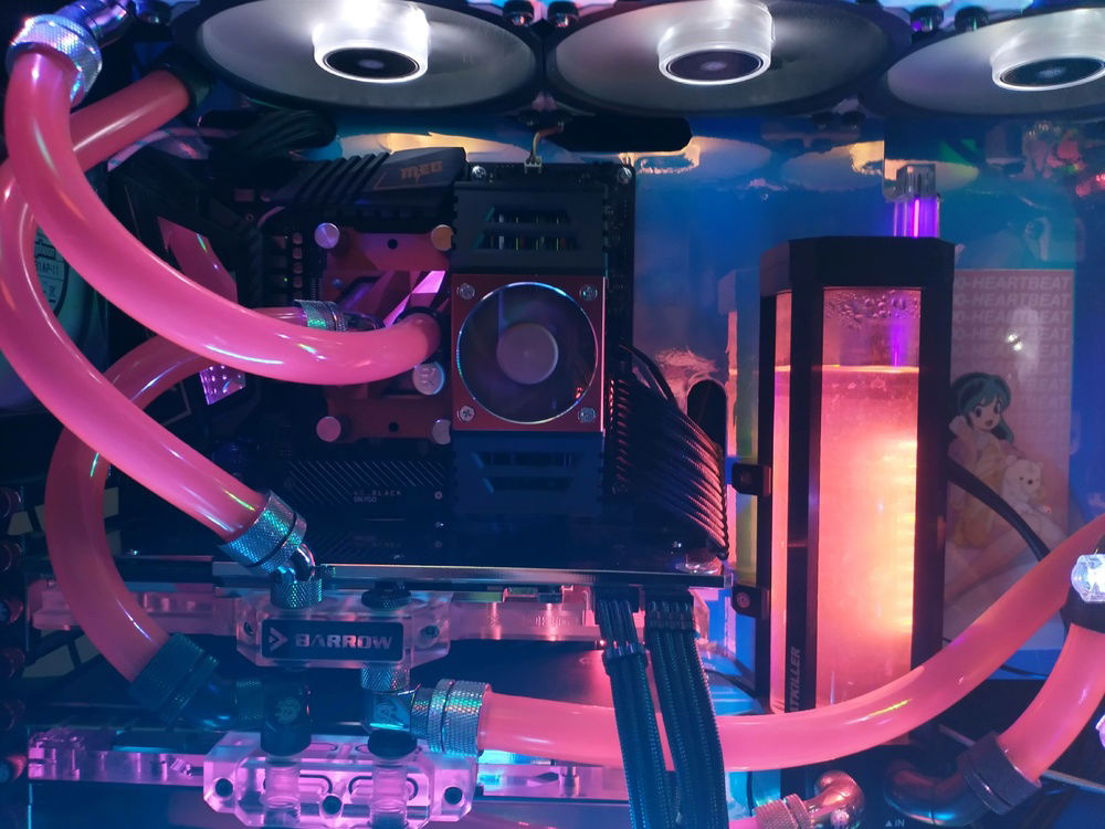 Ghetto RAM cooler isn't too bad when viewed from the front.