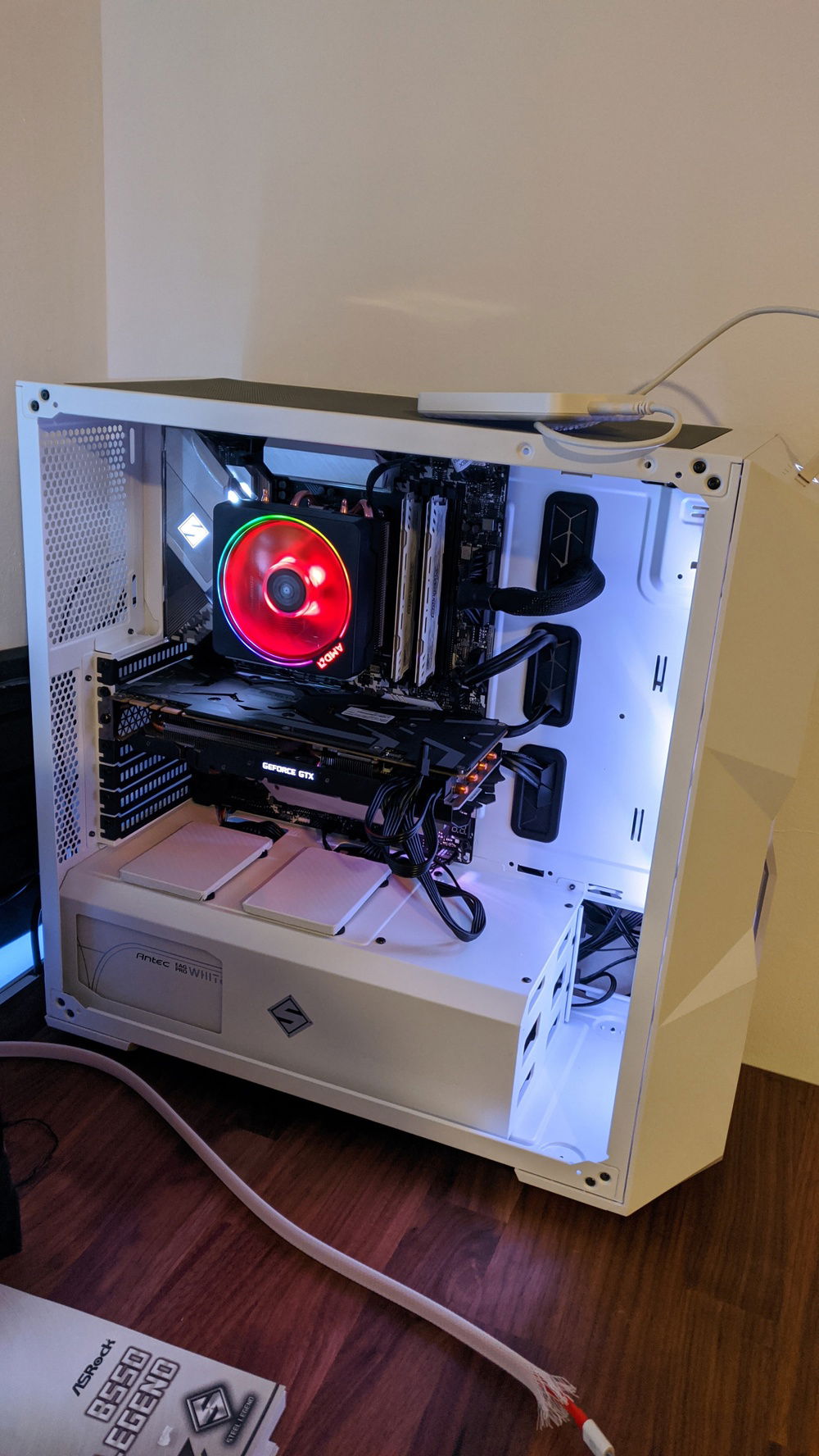 Initial start
Stock cooler, good old 1080ti, old 2400mhz ram