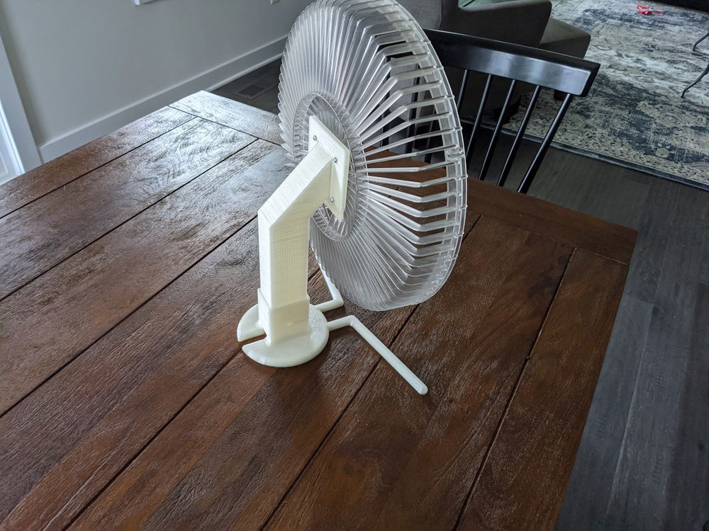 Early prototype: The stand was not strong enough.