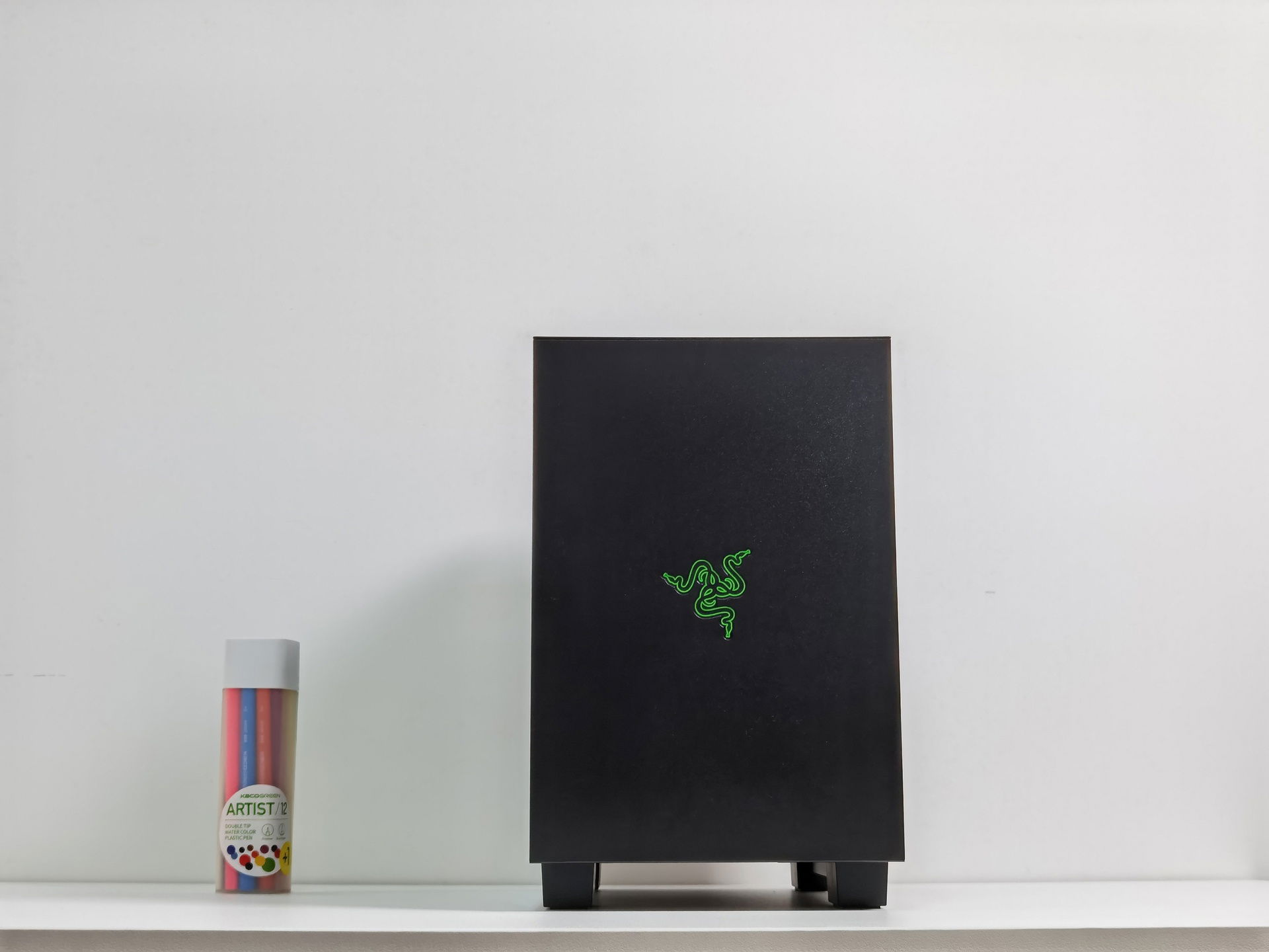 Razer Tomahawk Mini-ITX build » builds.gg