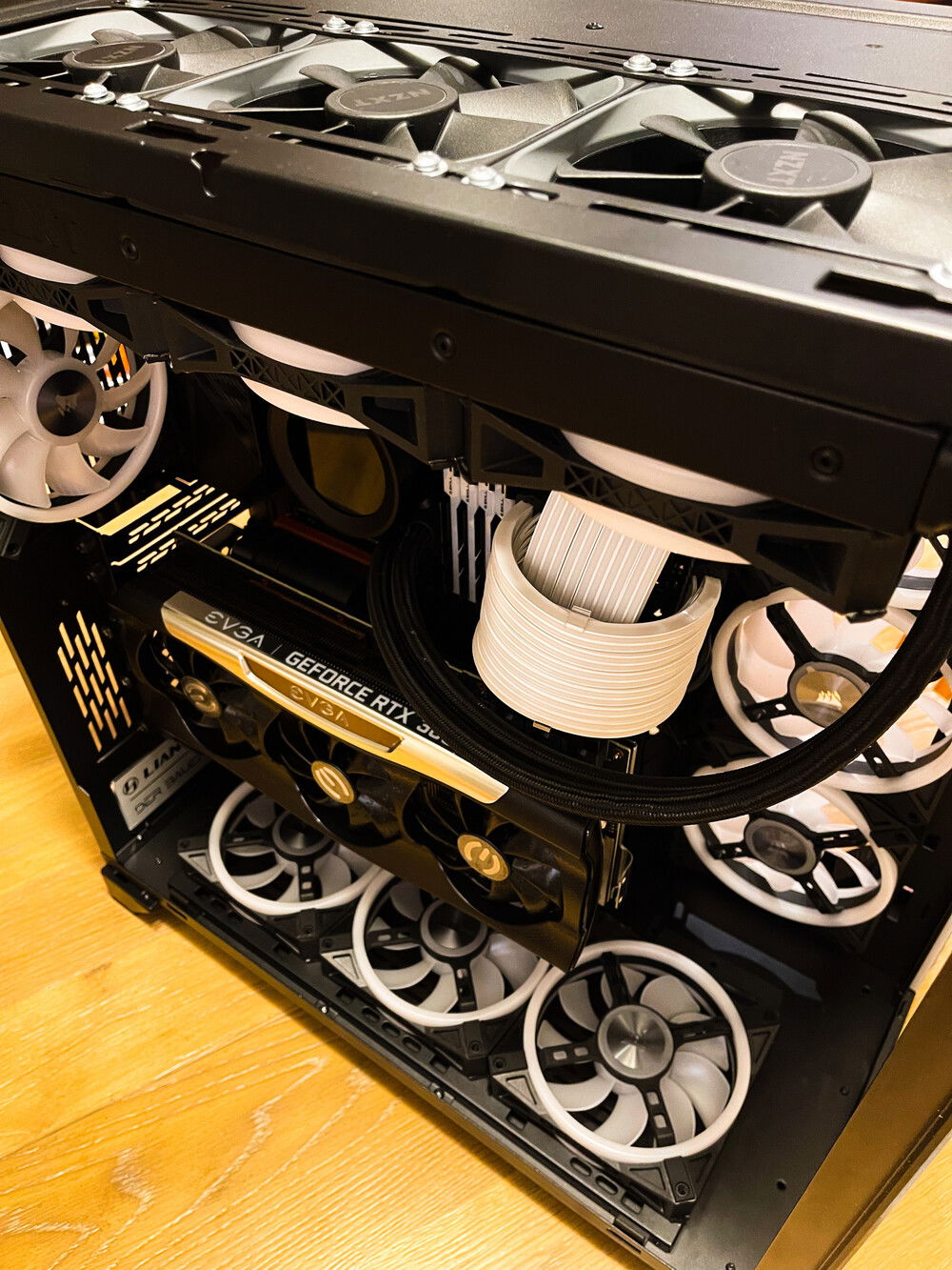 Top view of the the vertically mounted RTX 3080 in the new Lian Li O11 Dynamic XL ROG case.