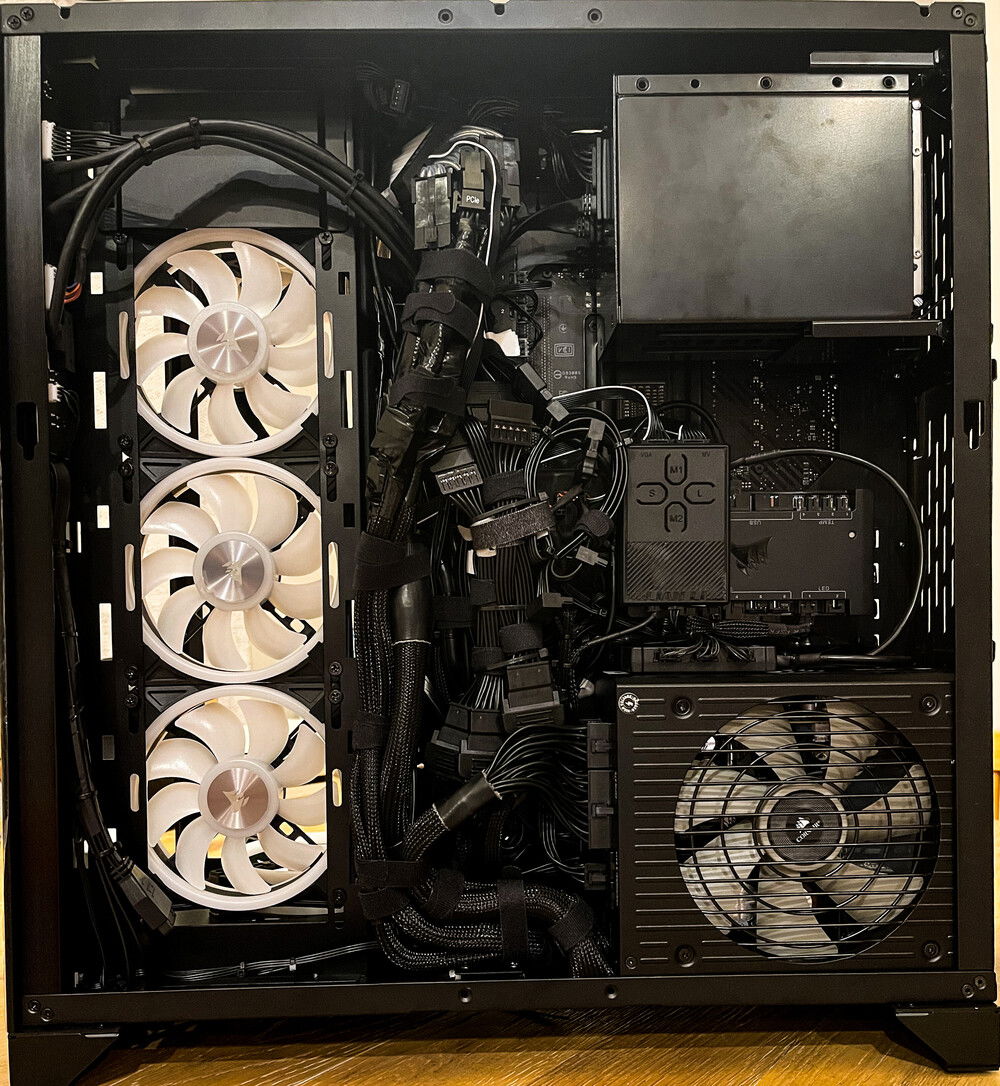 My best attempt at "cable management" trying to tackle the 9,000+ feet of cables included with each & every CORSAIR product ... 🤦🏼‍♂️