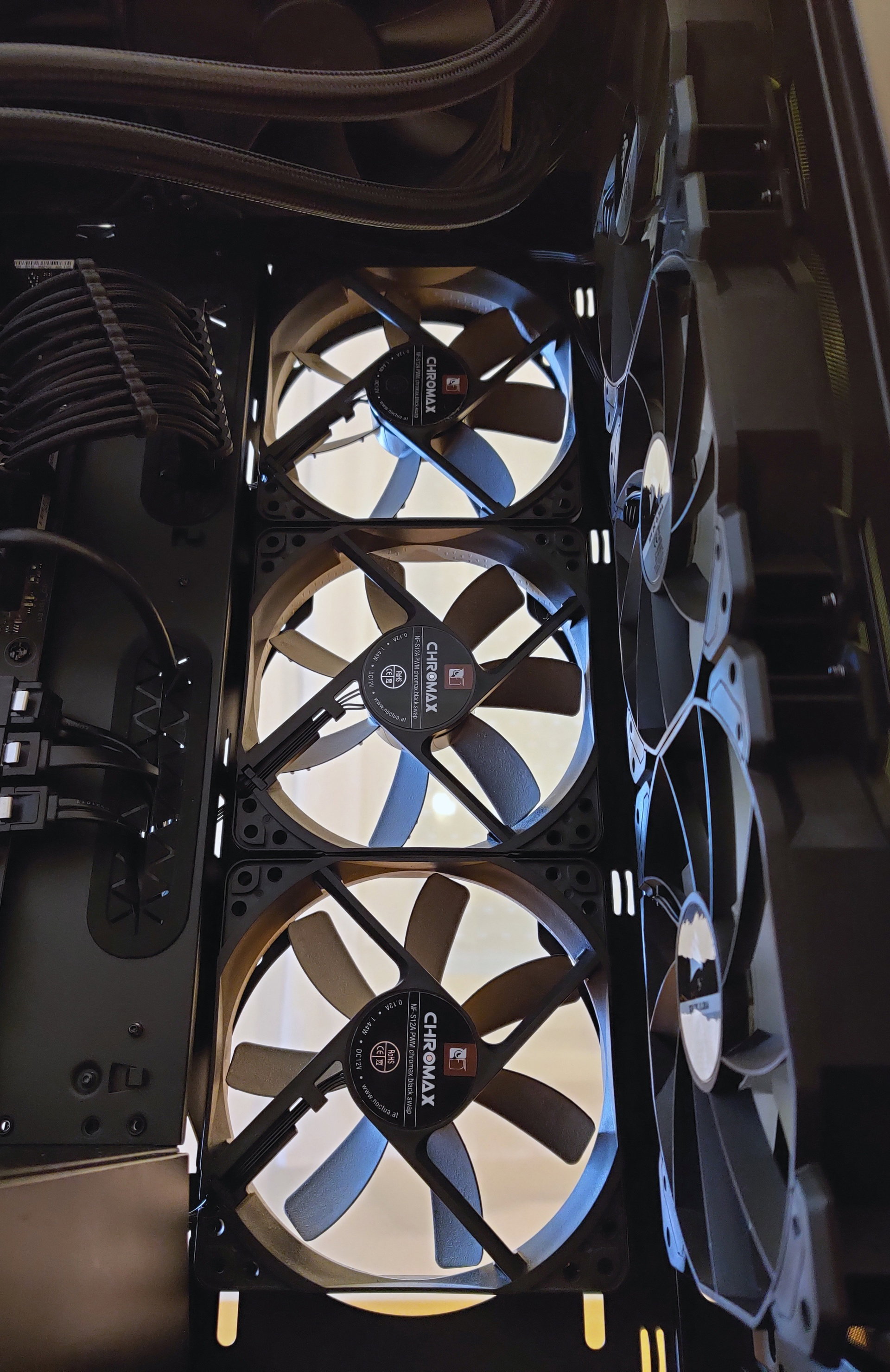 Corsair 5000x icue » builds.gg