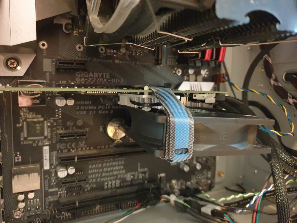 Fan velcroed to HBA.