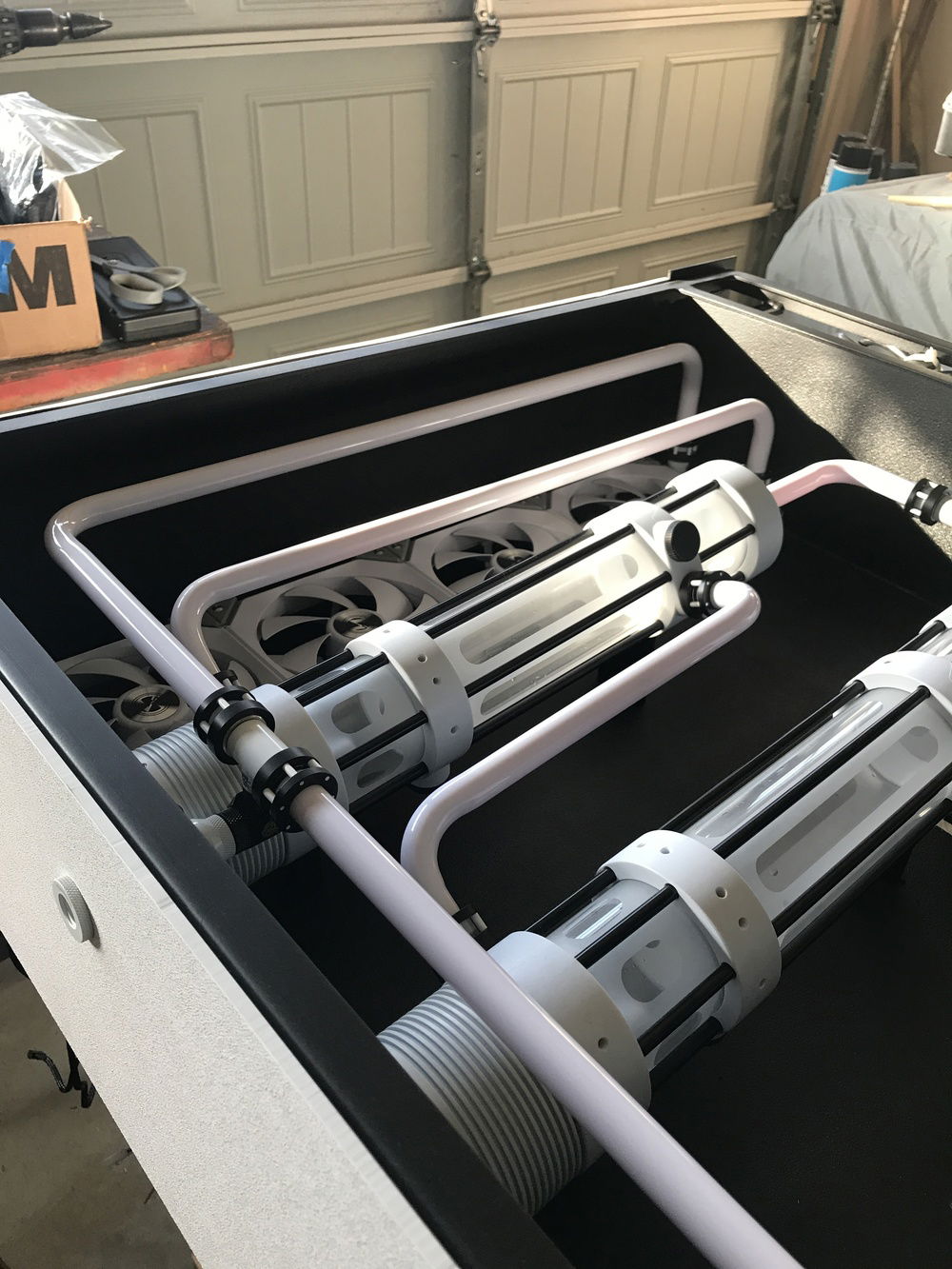 Finished up with the Res side of the desk today. Now to cross over the middle and start on the Motherboard side of it.